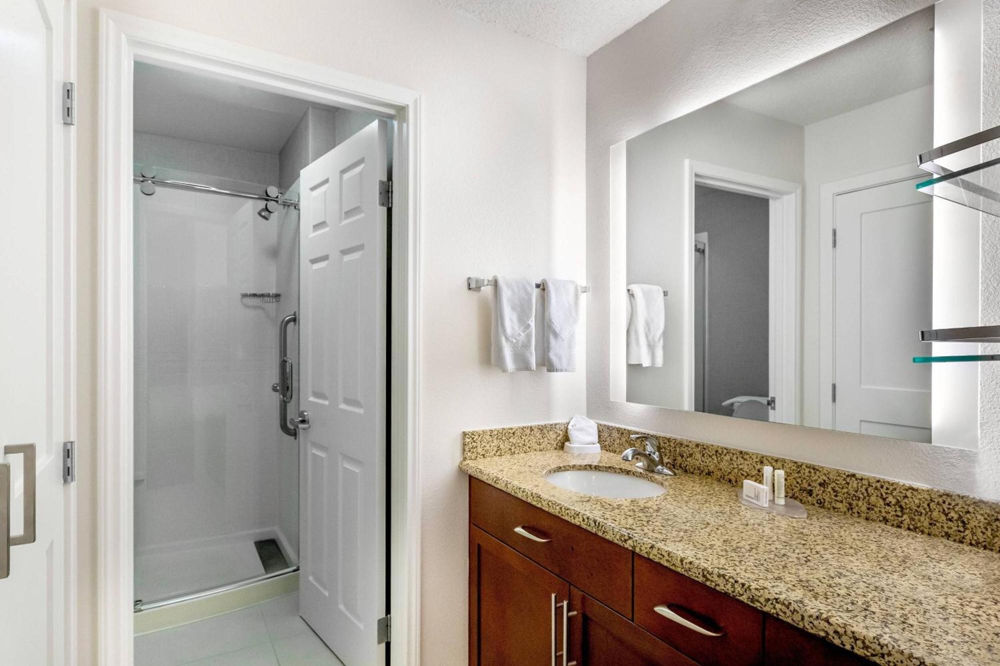 Denver North/westminster Hotel